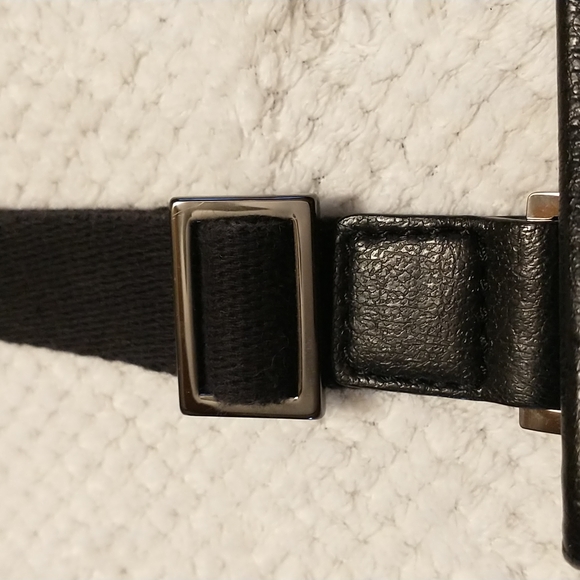 SOLD L.A.M.B. Crossbody Handbag - Picture 6 of 10